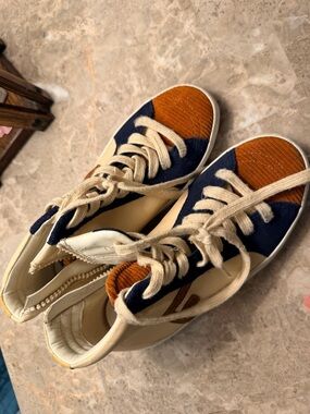 Sam Edelman Kids Sneakers in Navy, Cream & Rust Orange
